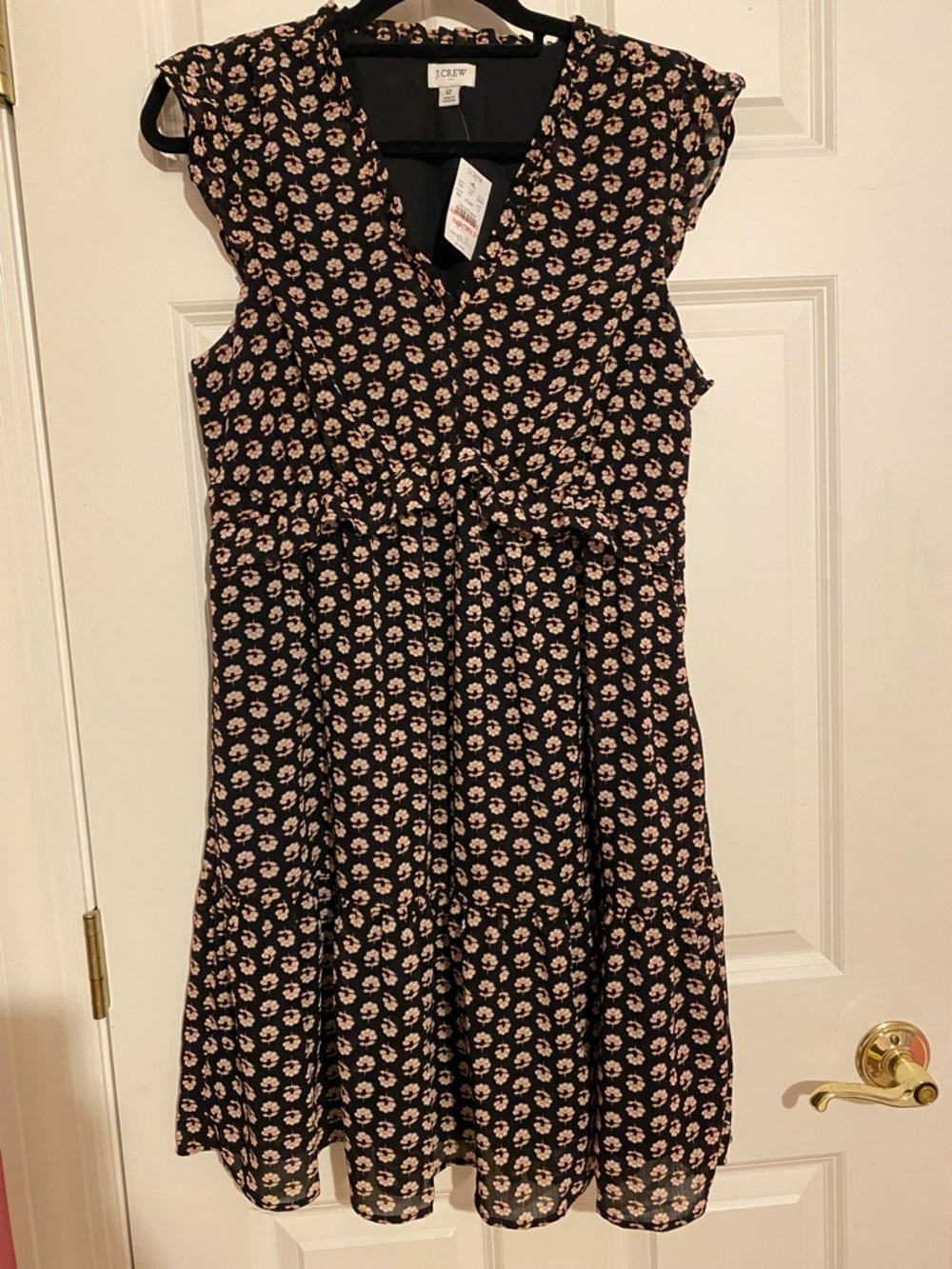 J. CREW floral midi ruffle dress w/ v-neck and pockets, size 12